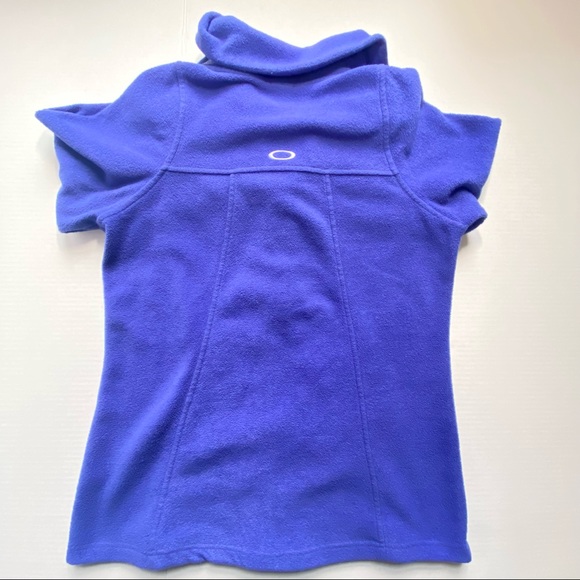 🐆 Oakley Zip Fleece Jacket with Front Side Pockets, Thumb Holes, Wide Collar - Picture 11 of 11